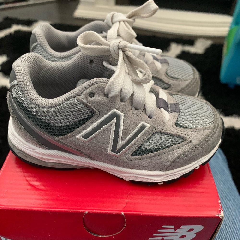 NEW BALANCE 888V2 GREY TODDLER LACE